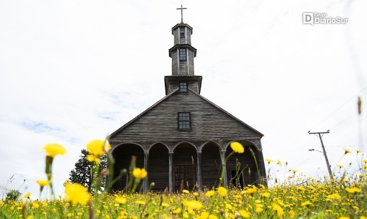 Ruta de las Iglesias invita a conocer el legado arquitectónico, religioso y cultural de Chiloé
